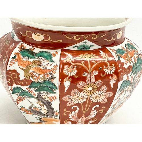 143 - A late 19th century Japanese Meiji Period jardiniere. 25x18cm