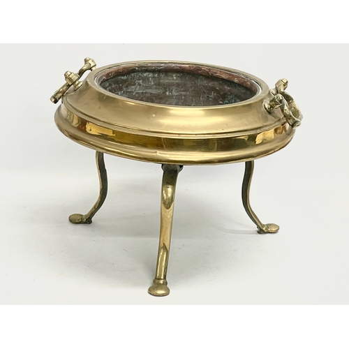 30 - A Victorian brass and copper brazier. 47x43x34cm