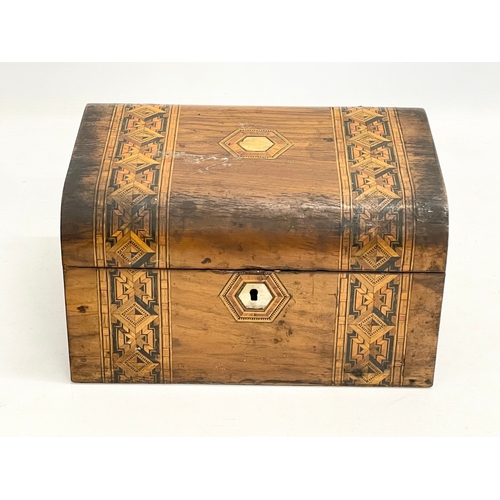 219K - A Victorian Tunbridge ware jewellery box. 25x17x14cm