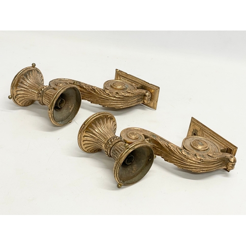 127E - A pair of good quality early 20th century heavy bronze golden leaf wall lights. 21x20cm