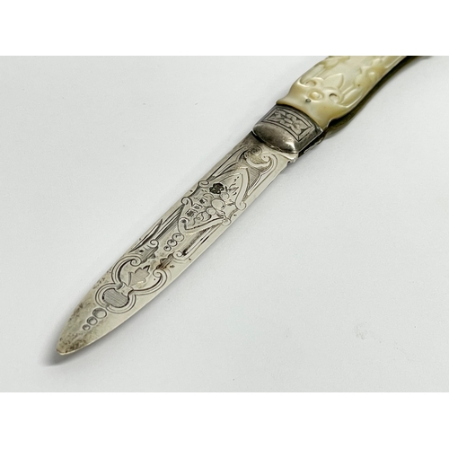 462 - A Victorian silver and Mother of Pearl fruit knife. 15.5cm open.