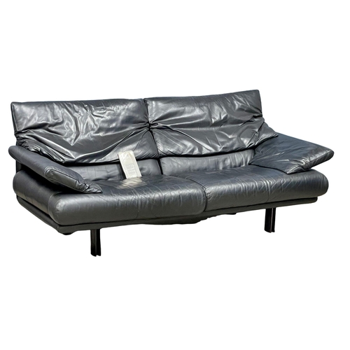 An excellent quality 'Alanda' leather sofa designed by Paolo Piva