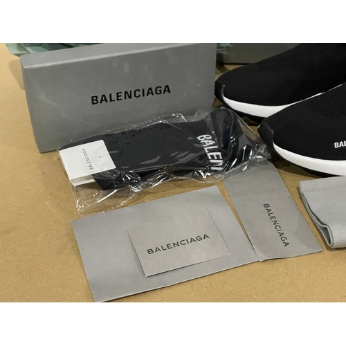 Box balenciaga hot sale