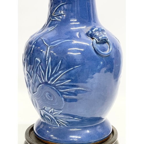 2 - A large Chinese Emperor Jiaqing (1760–1820) blue glazed pot. 19x36.5cm