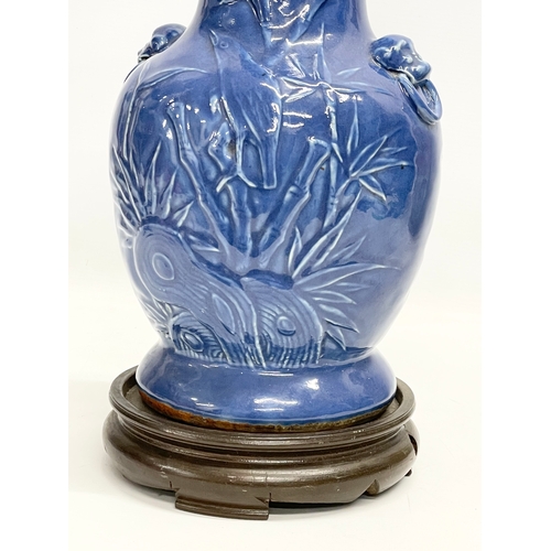 2 - A large Chinese Emperor Jiaqing (1760–1820) blue glazed pot. 19x36.5cm