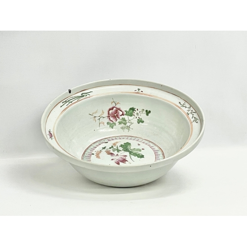 3 - An 18th century Chinese Qianlong Famille Rose washbowl. 1736-1799. 41x13cm