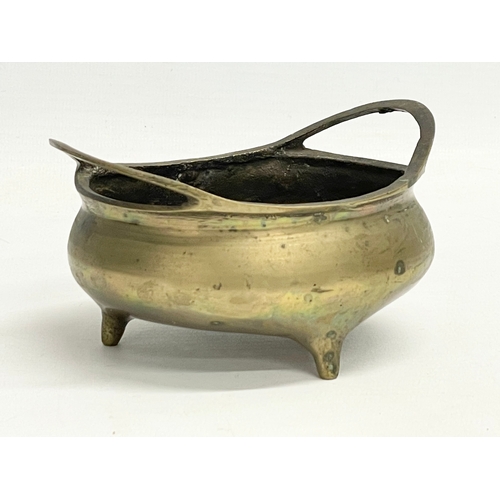 8 - A late 19th century Chinese brass censer. 11.5x10x6cm