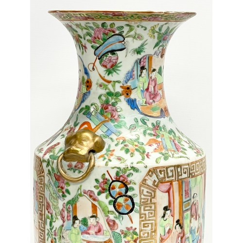 10 - A large late 19th century Chinese Tongzhi Famille Rose vase with gilt Foo Dog, ring handle moulding ... 