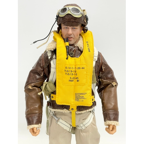 316 - A WW2 U.S. Airforce 1/6 scale action figure. 31cm