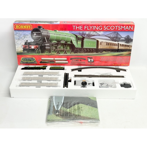 334 - An unused Hornby ‘The Flying Scotsman’ OO Gauge Train Set.