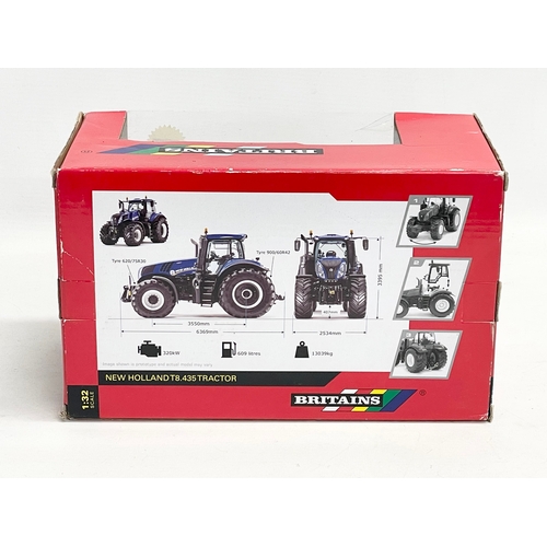 352 - An unused Britains “New Holland” T8.435 Tractor in box. 1:32 scale. 25x13x15.5cm