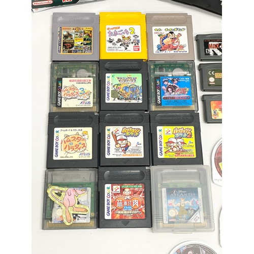 387 - A quantity of Gameboy Color games and other disc games with case.