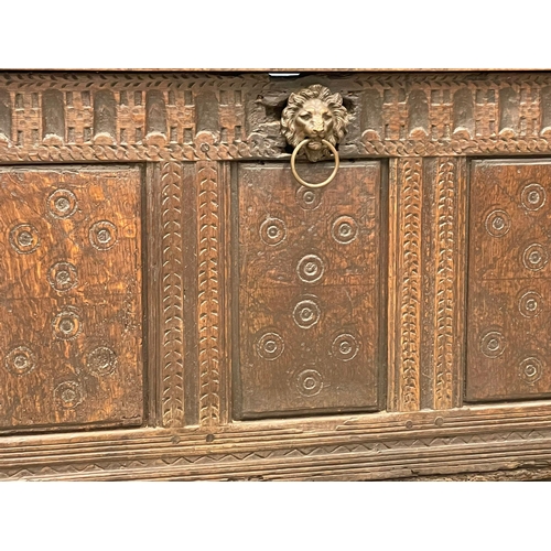 1028 - A fine proportioned 17th century oak coffer. Circa 1660-1680. 93x46x55cm (9)