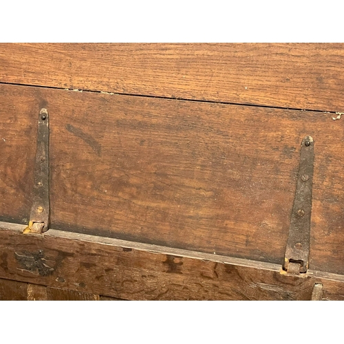 1028 - A fine proportioned 17th century oak coffer. Circa 1660-1680. 93x46x55cm (9)