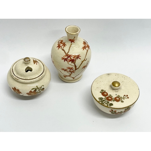 152 - A collection of late 19th/early 20th century Chinese and Japanese miniature vases and bowls etc.