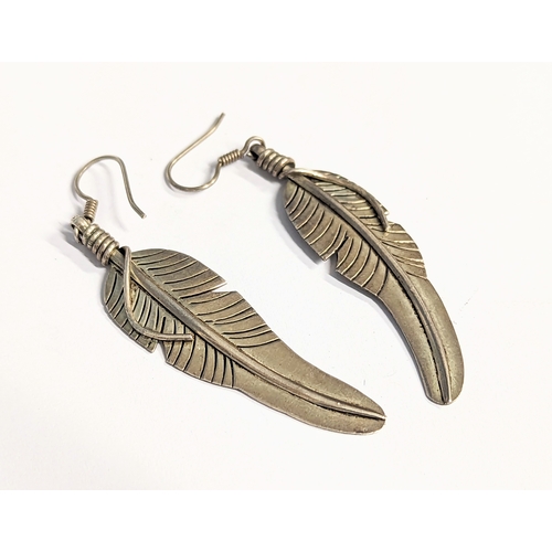 469 - A pair of silver earrings