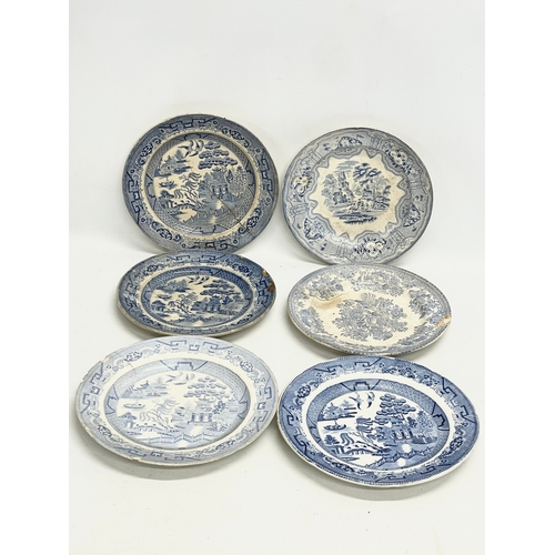 223 - A collection of Georgian and Victorian blue and white dinner ware. Robert Cochran & Co ‘Syria’ patte... 