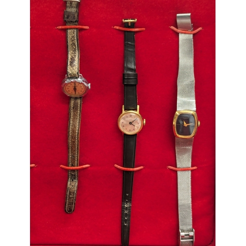 471 - A collection of vintage ladies and gents watches in case