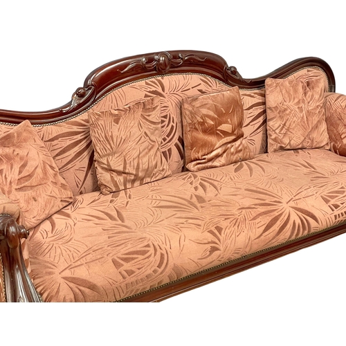 1062 - A large good quality Victorian style mahogany double end couch on cabriole legs. 226cm (4)