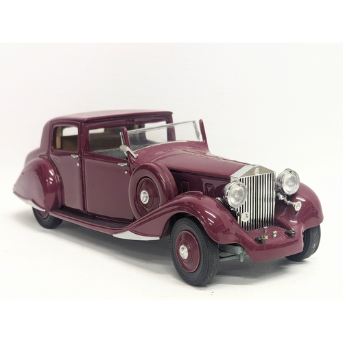 548 - 2 Franklin Mint model cars, '1935 Mercedes Benz 500K Special Roadster,' and '1938 Rolls Royce Phanto... 