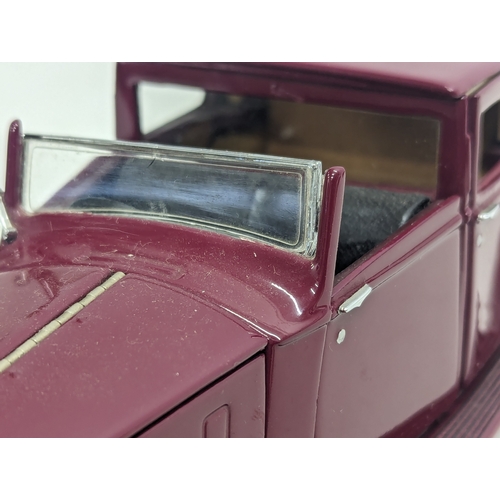 548 - 2 Franklin Mint model cars, '1935 Mercedes Benz 500K Special Roadster,' and '1938 Rolls Royce Phanto... 