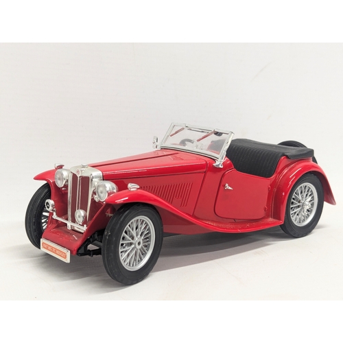 561 - 4 model car toys