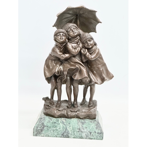 61 - A good quality bronze ‘Girls in the Rain’ figure on marble base. In the manner of DH Chiparus. 19x12... 