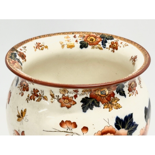 199 - An early 20th century Wedgwood ‘Eastern Flowers’ baluster vase. Circa 1905-1910. 17x24cn