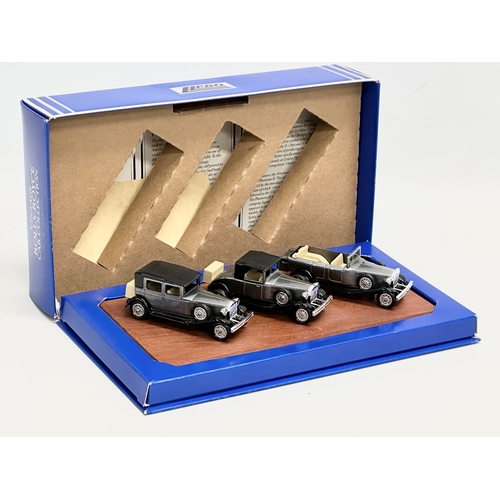 580 - A Lledo Vintage Rolls-Royce Car Collection in box. 26x14.5cm