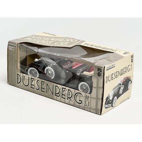 581 - A large Limited Edition Greenlight Duesenberg II SJ model car in box. 1:18 scale. 35x18.5x15cm