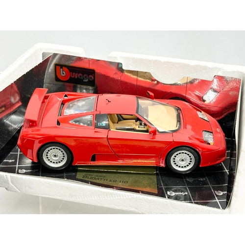 582 - 3 large Burago model cars in boxes. A Gold Collection Burago Volkswagen New Beatle 1998, 1/18 scale ... 