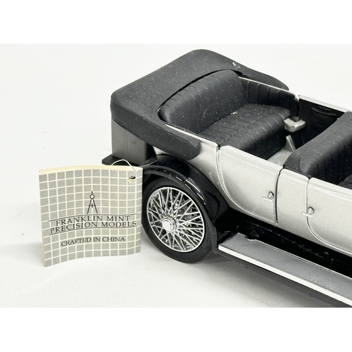 584 - 2 Franklin Mint Die Cast Model Cars. 22cm