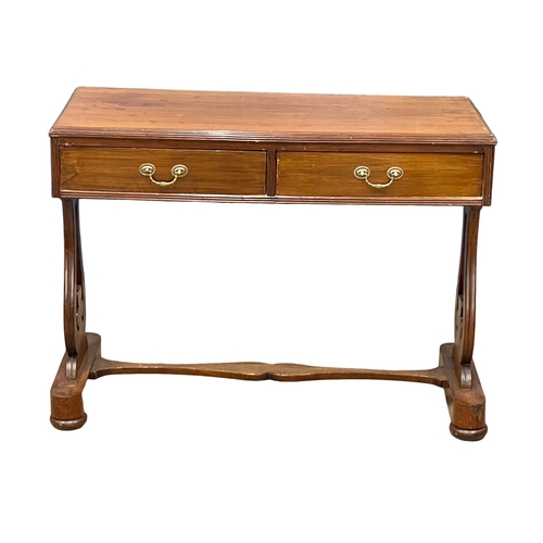 1164 - A Victorian mahogany side table with 2 drawers. 104x47.5x77.5cm (11)