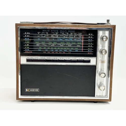 610 - A vintage Koyo Solid State Multi Band Radio. Model KTR-1661.