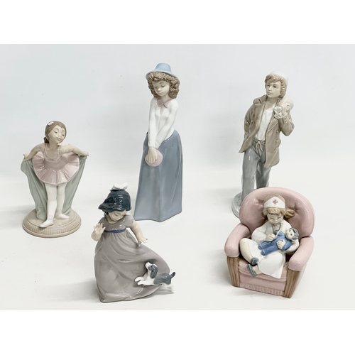 299P - 5 Nao figurines.