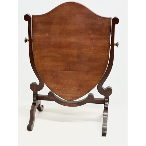 105A - A good quality Edwardian inlaid mahogany dressing mirror. 45x61.5cm