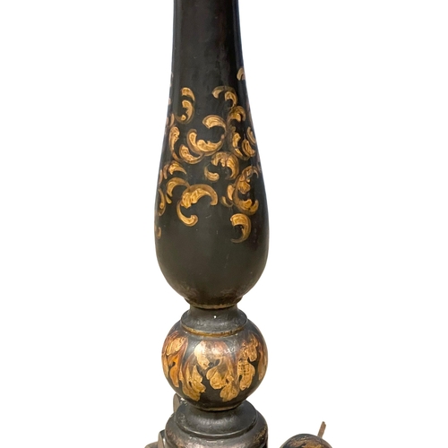 1045 - A Victorian hand painted lacquered pedestal table with chinoiserie decoration. 57x72cm (4)