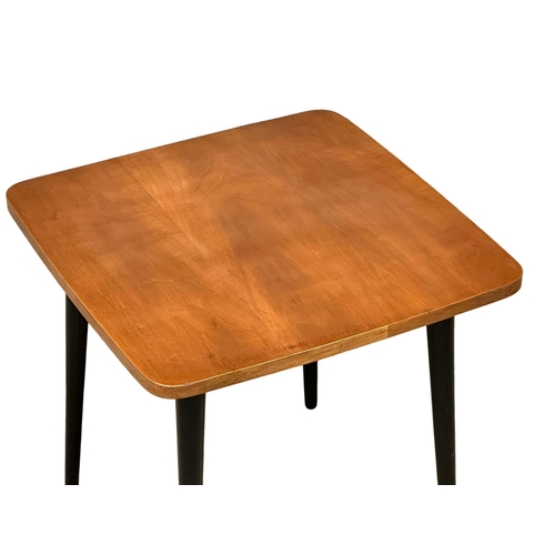 1088 - A 1960’s Mid Century lamp table. 53.5x53.5x51cm (11)