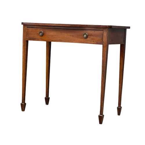 1124 - A 1920’s Georgian style mahogany side table with drawer. 76.5x43x71cm (11)