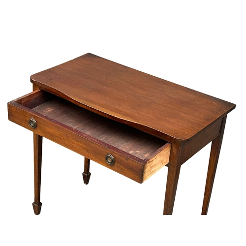 1124 - A 1920’s Georgian style mahogany side table with drawer. 76.5x43x71cm (11)