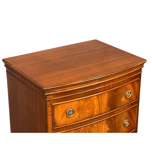 1171 - A George III style mahogany bow front tallboy chest of drawers. 58x41x131cm (4)