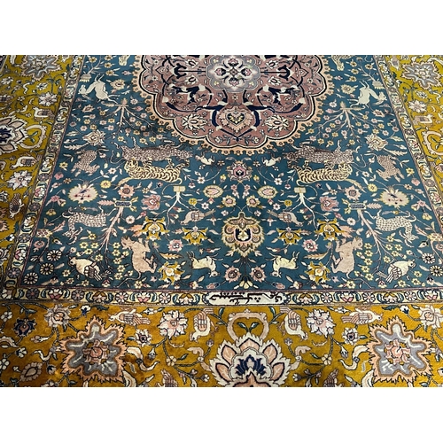 1175 - A very large vintage Middle Eastern hand knotted rug. 284x410cm