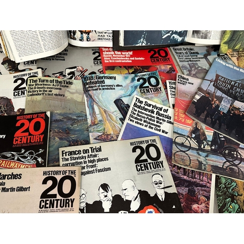 620 - A large collection of vintage magazines. History of the 20th Century.