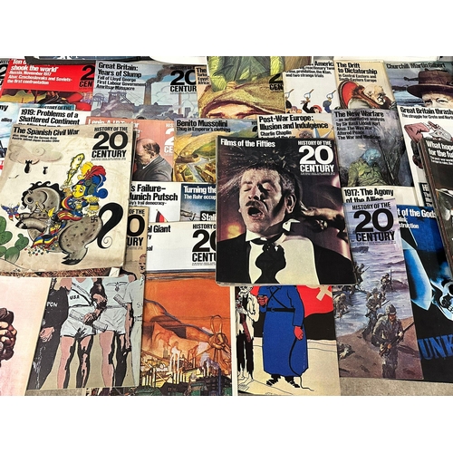 620 - A large collection of vintage magazines. History of the 20th Century.