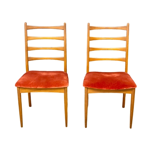 846 - A set of 6 Mid Century dining chairs.