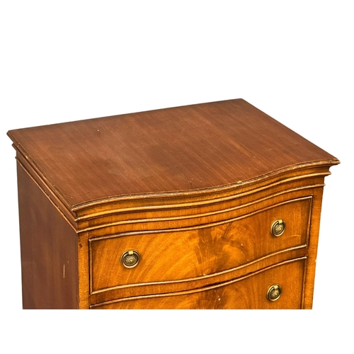 889 - A George III style mahogany serpentine front tallboy chest of drawers. 58x41x131cm (4)