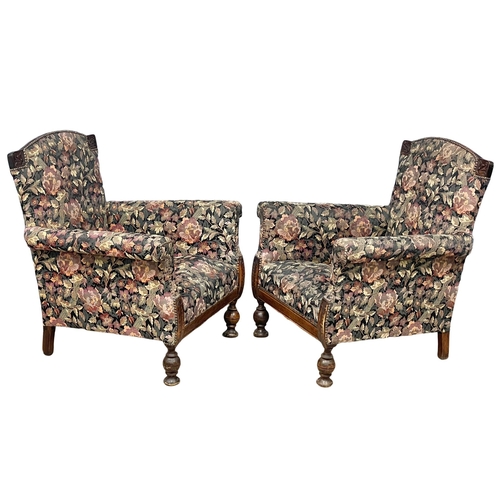 931 - A pair of early 20th century oak framed country house armchairs, circa 1920s. 74x68x88cm (13)