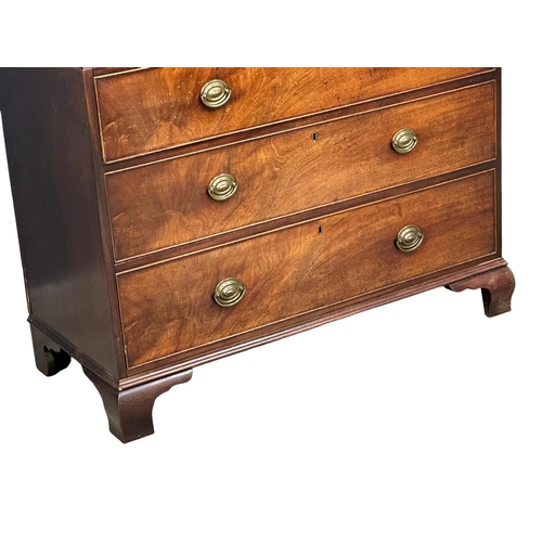 959 - A large George III mahogany chest on chest. Circa 1800. 114x52x180.5cm (7)