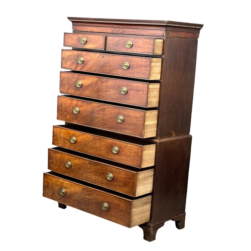 959 - A large George III mahogany chest on chest. Circa 1800. 114x52x180.5cm (7)