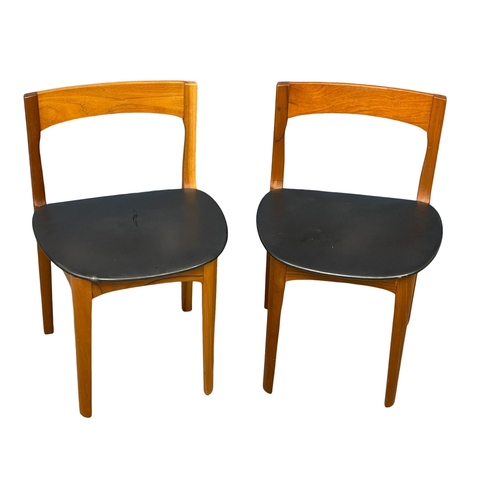 989 - A set of 4 Mid Century teak dining chairs by Nathan. (4)